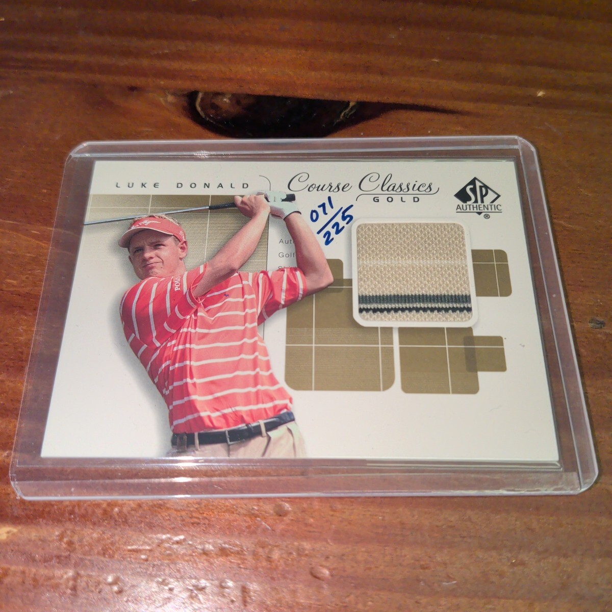 LUKE DONALD Course Classics GOLD SP AUTHENTIC ゴルフカード 071/225拍卖