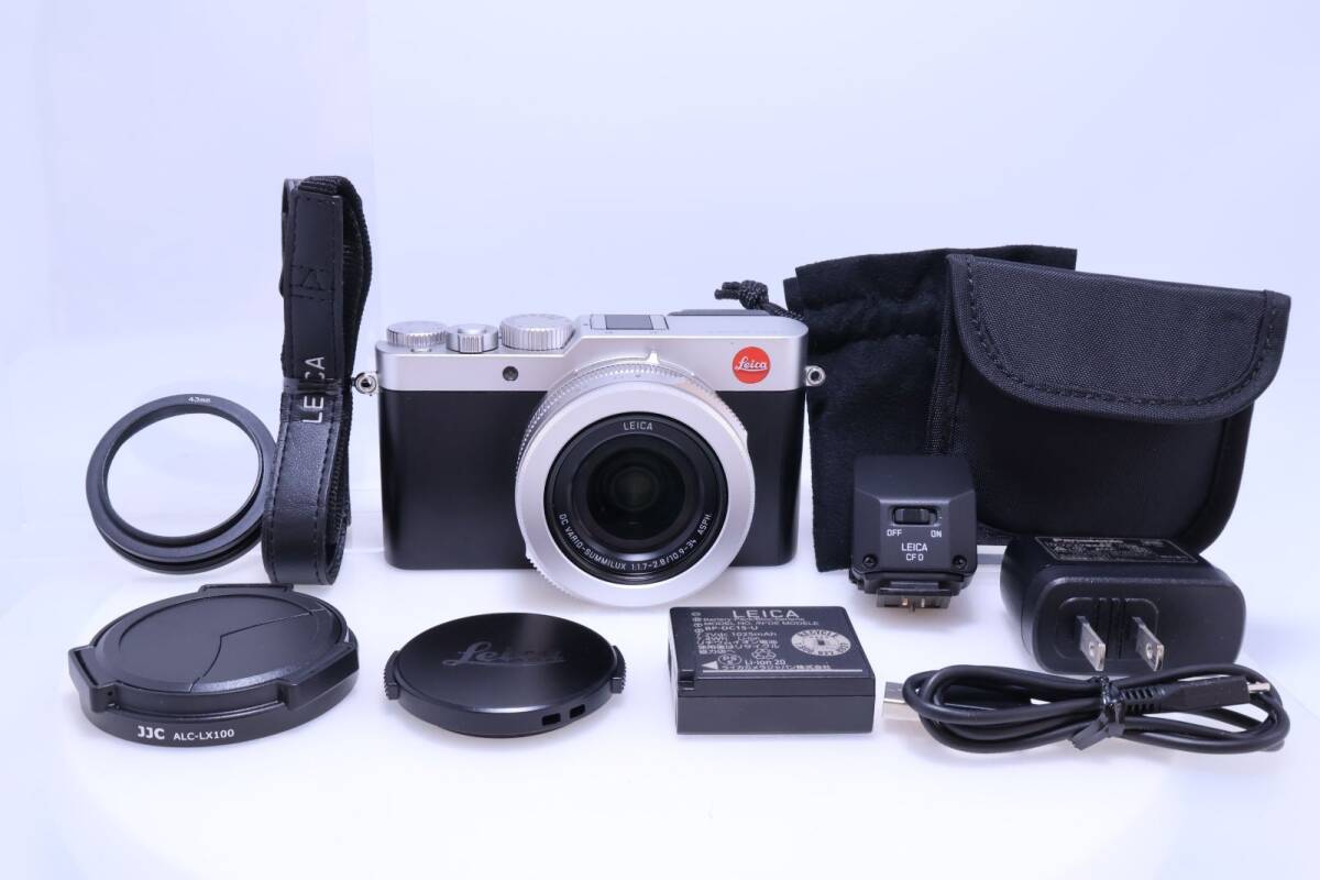 【美品】LEICA D-LUX7 大型センサー搭載デジタルカメラ 19116拍卖