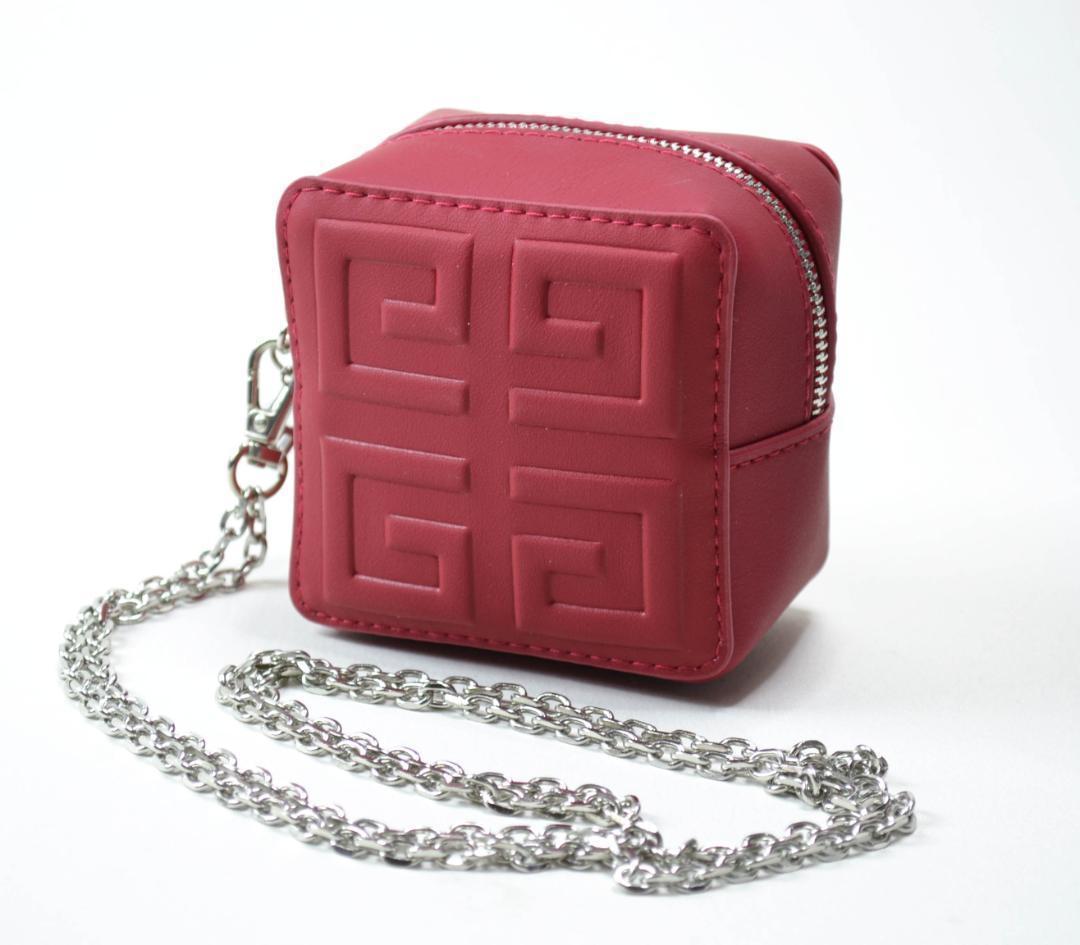 giv31 新品未使用本物 ジバンシー GIVENCHY ノベルティマルチポーチ拍卖