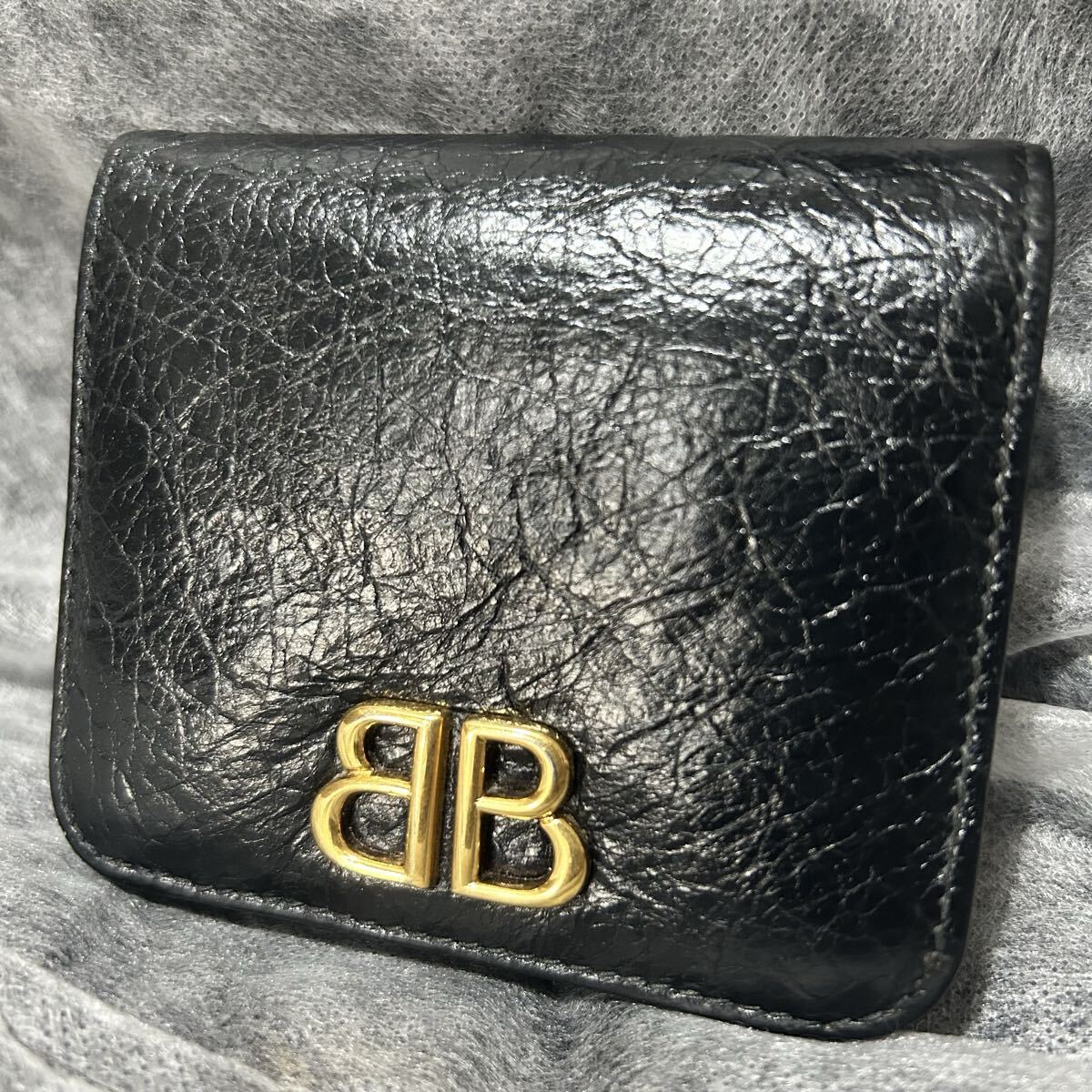 BALENCIAGA バレンシアガ 二つ折り財布 BBロゴ モナコ フラップ コイン&カードホルダー 黒 ゴールド金具 レザー 765459 2AAXB拍卖