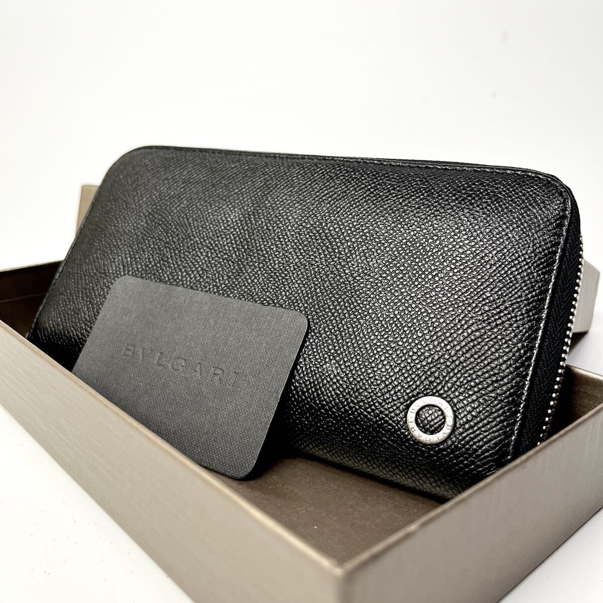 ●美品 BVLGARI ブルガリ ブルガリマン サークルロゴ ビーゼロワン 長財布 ラウンドファスナー ラウンドジップ 黒 ブラック 本革 レザー拍卖