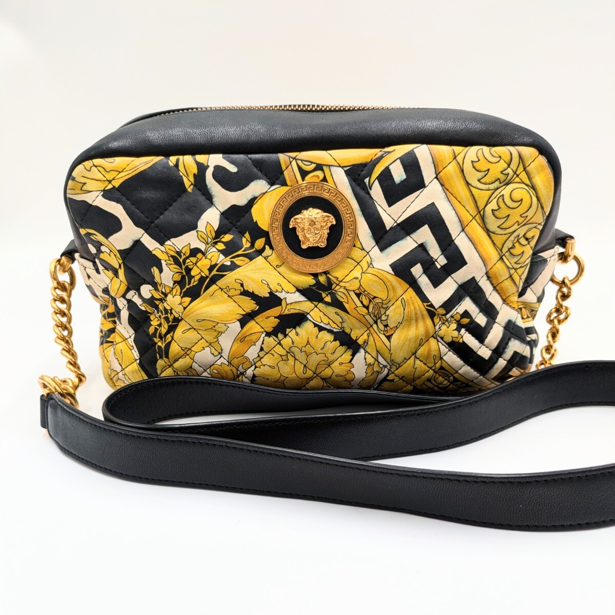 希少☆VERSACE ベルサーチ ヴェルサーチ メデューサ 太陽神ショルダーバッグ クロスボディ チェーン レザー カメラバック拍卖