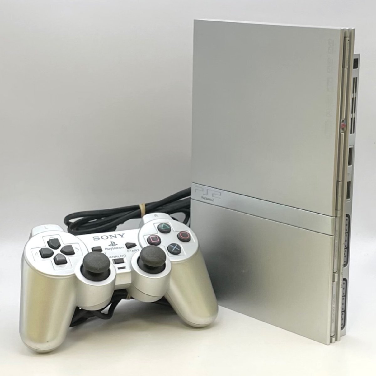 1円~/SONY/ソニー/Playstation/プレイステーション2/PS2/SCPH-77000/サテンシルバー/付属品付/ゲーム/本体/通電確認済/ジャンク/R076拍卖