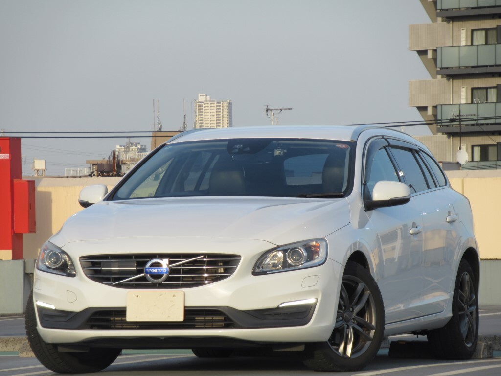 『陸送30%off』☆車検満タン10/6☆実走行54,950km ☆V60ラグジュアリ-ED【純ナビ/TV/Bカメラ/スマ-トキ-/ドラレコ/ETC/本革シ-ト/17AW】拍卖