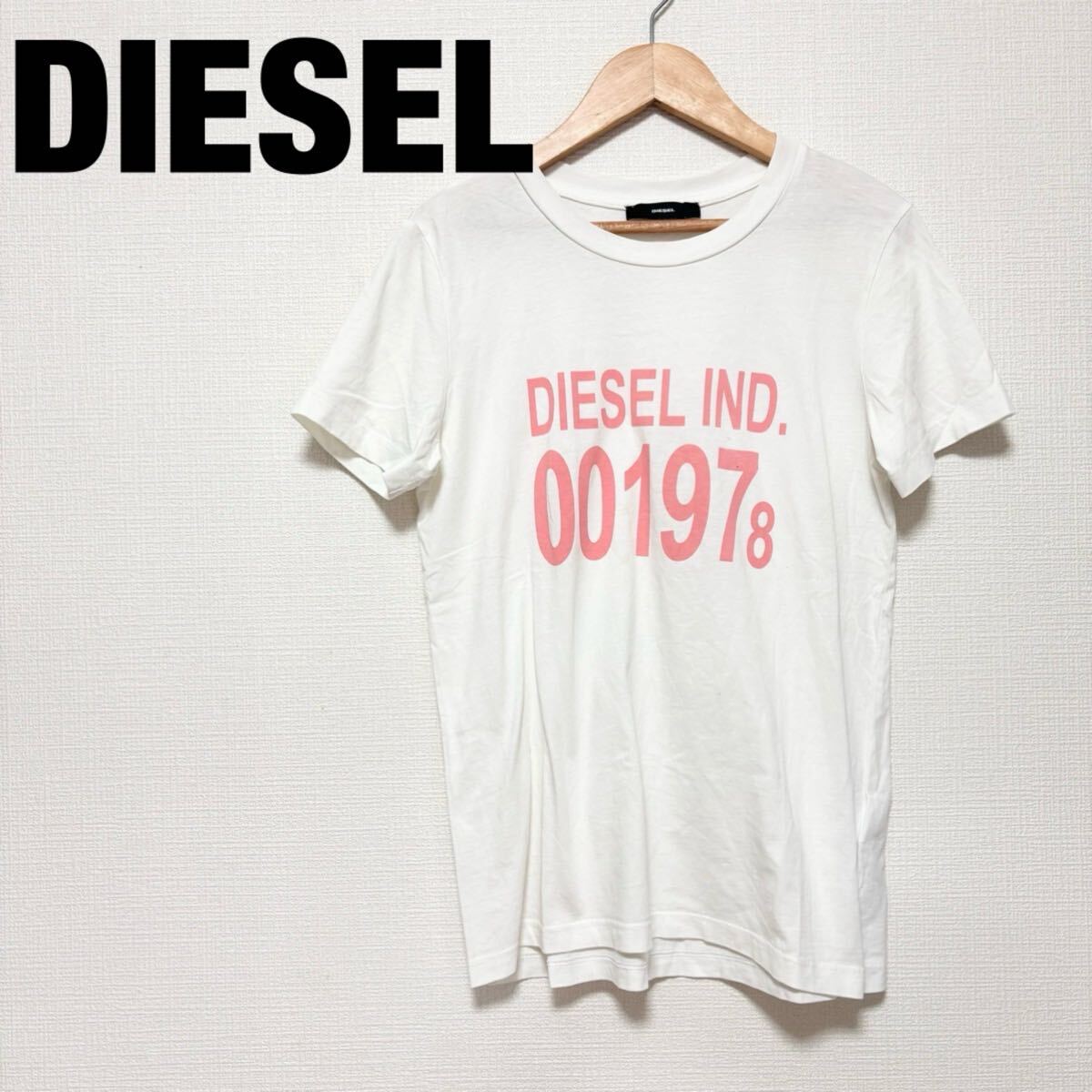 DIESEL ディーゼル レディース 半袖 Tシャツ 半袖Tシャツ カットソー トップス クルーネック ロゴプリント ロゴ 白 ホワイト ピンク S拍卖