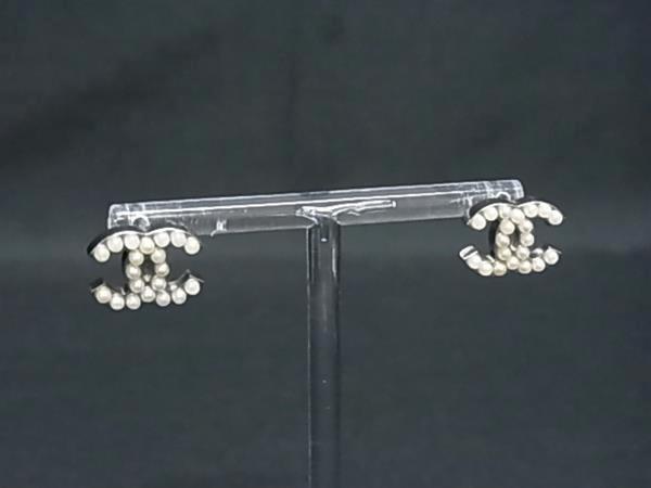 1円 ■美品■ CHANEL シャネル 06V パール ピアス アクセサリー レディース シルバー系 FZ3135拍卖