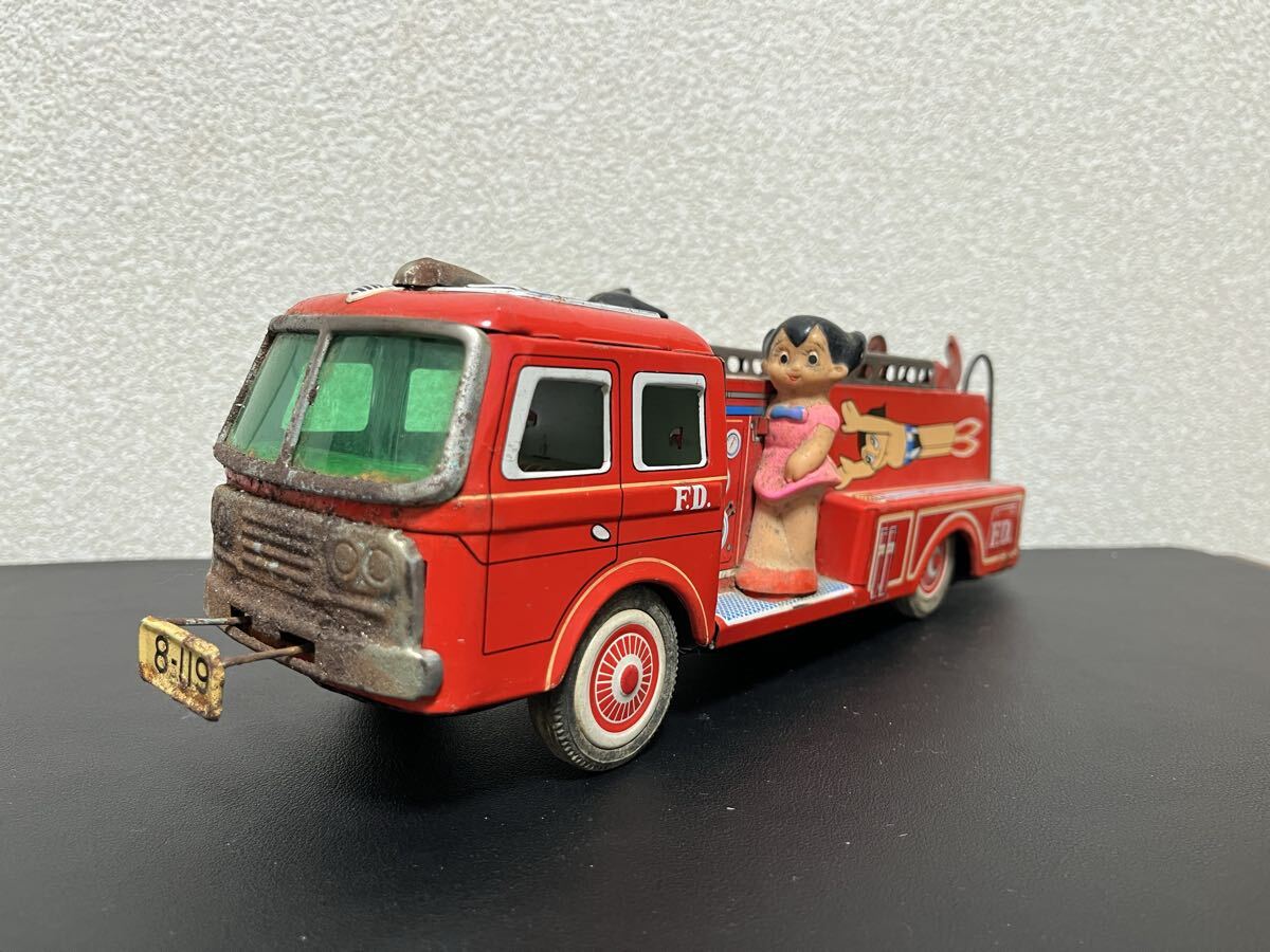 米澤玩具 ヨネザワ製 鉄腕アトム消防車 1960年 希少品 ビンテージ品 長約31cm 当時物拍卖