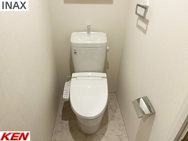 297A【展示品】INAX ウォシュレット付洋式便器 /シャワートイレH40タイプ/CW-H42/BW1/ピュアホワイト/DT-B380/BC-B30S/リフォーム拍卖