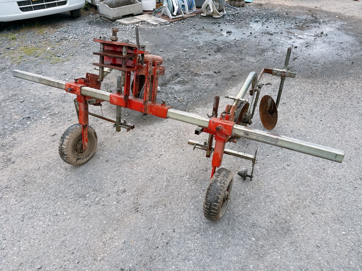 中古 マルチャー ビニール張り マルチフィルム張り マルチャ マルチ アタッチメント 管理機 耕運機 テーラー 引取歓迎 茨城 0506ら1 M外 西拍卖