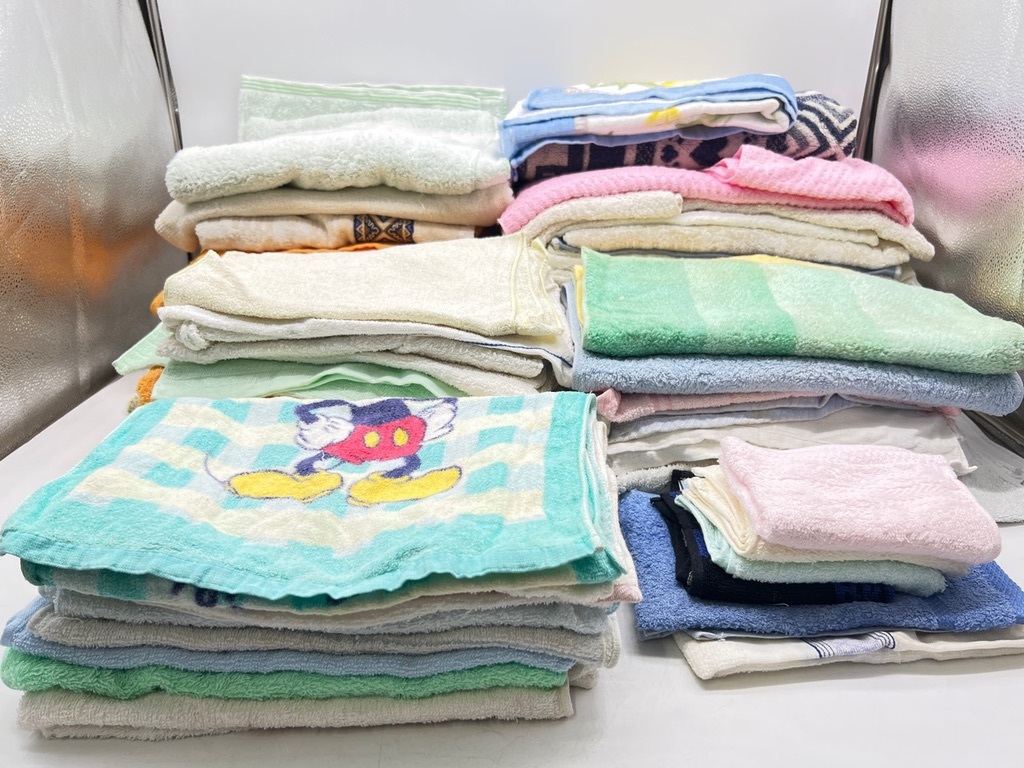 L156〔中古品〕タオル サイズいろいろ まとめて たくさん シミ汚れあり 記名有り含む 拍卖