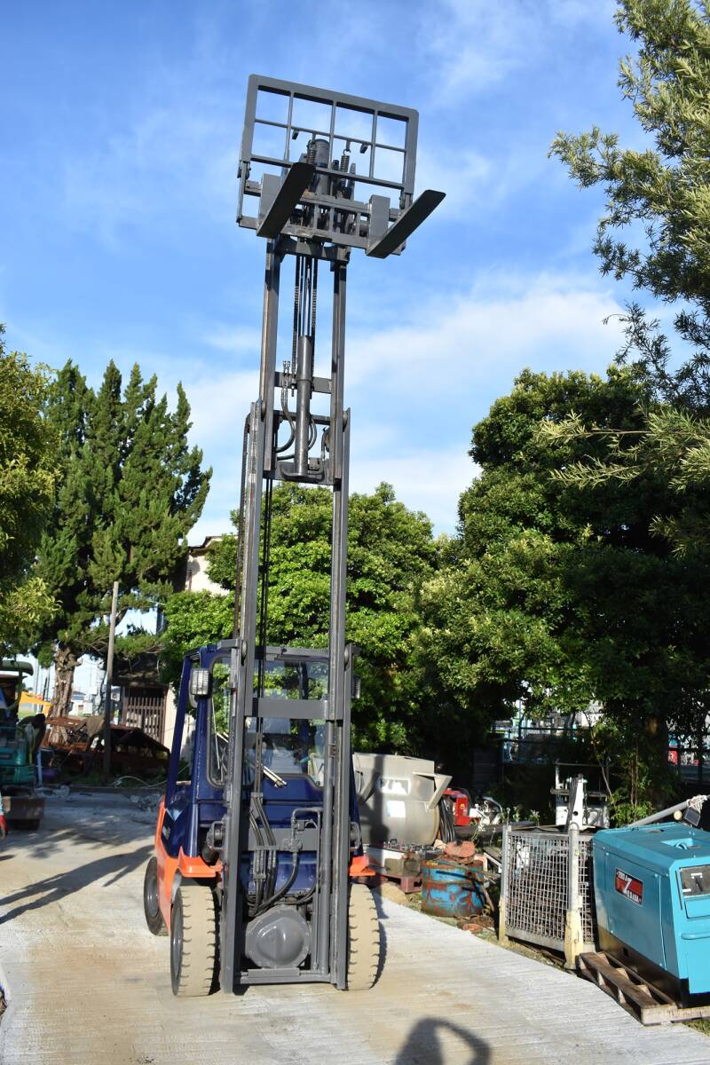 【埼玉発】ヒンジドフォーク トヨタ ガソリン TOYOTA 42-7FG25 最大揚高4500mm 1704Hr拍卖
