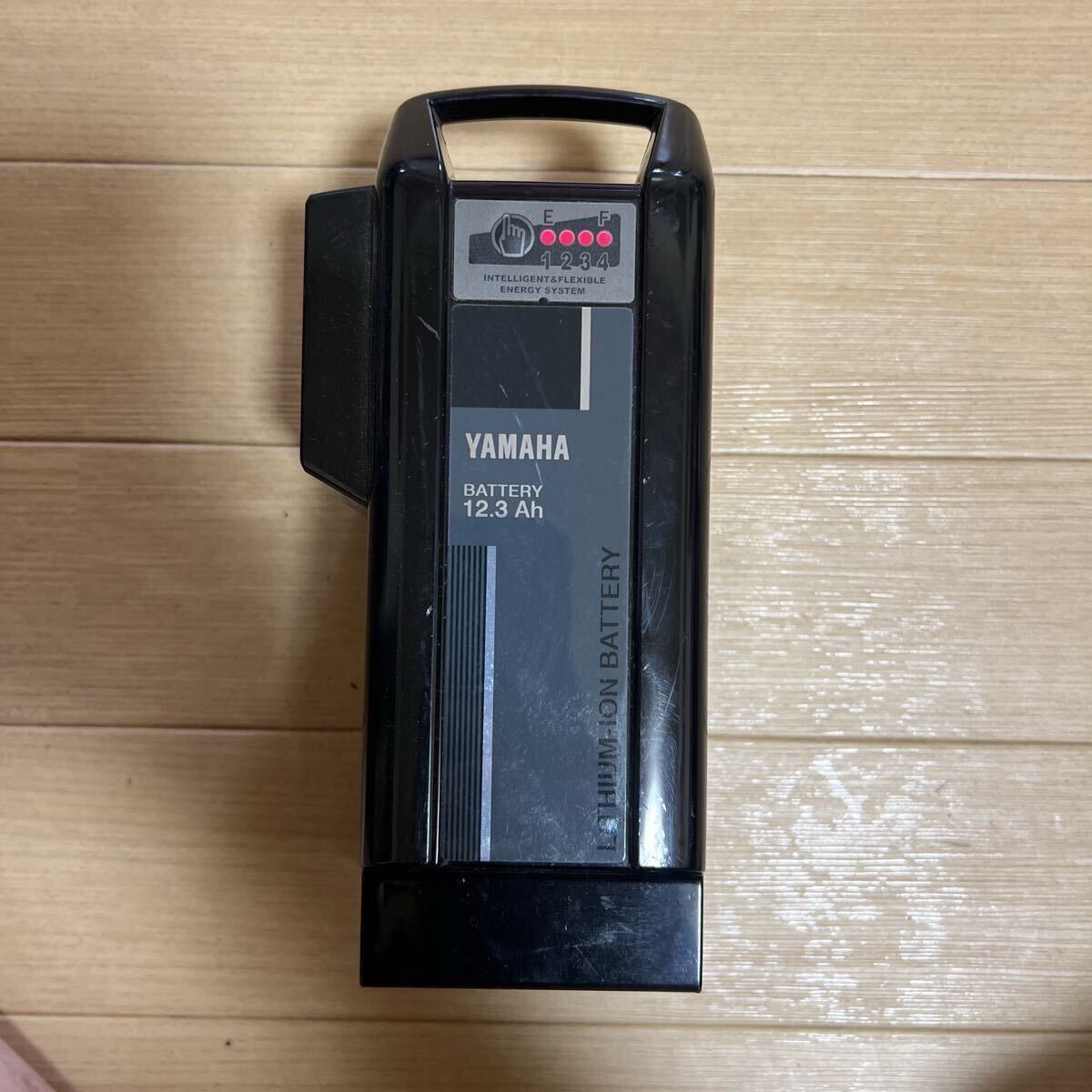 YAMAHA 電動自転車バッテリー12.3Ah X2P 20秒1点滅 30秒4点灯拍卖