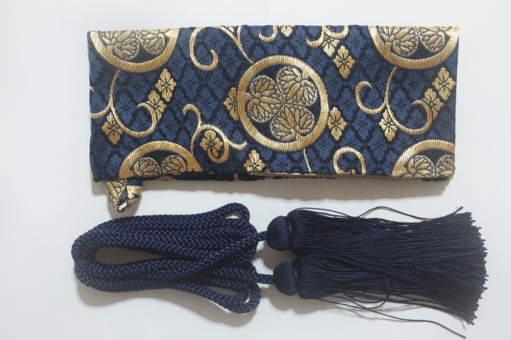 短刀用 葵紋 豪華 金襴袋 袋袋全長45cm×8㎝「白鞘全長:29cm~31cmに適合」+房紐 家紋 三つ葉葵紋 徳川 高級 刀袋 真剣用 刀剣 日本刀 拍卖
