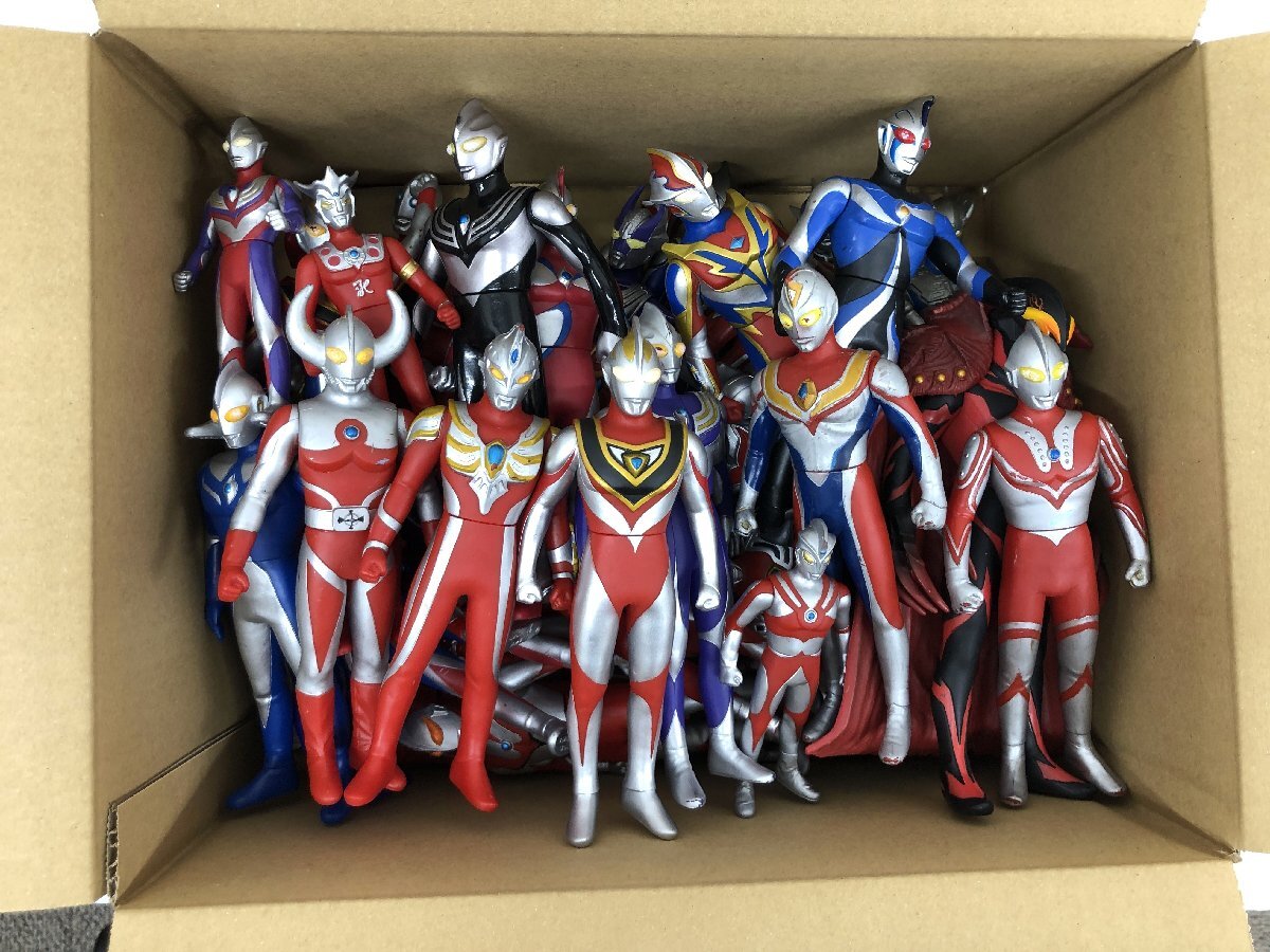 ウルトラマン ソフビ フィギュア 詰め合わせ ウルトラの父 ウルトラゾフィー ウルトラエース 塗装のげあり A052534 拍卖