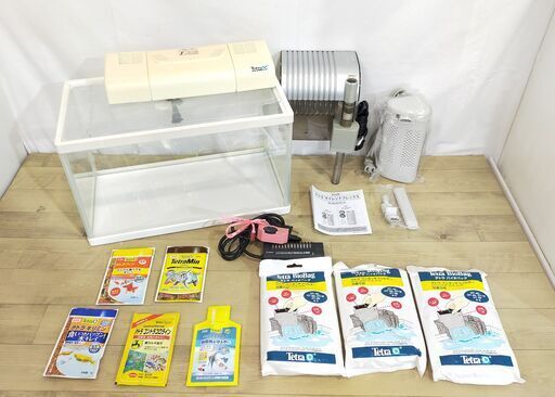 △ Tetra テトラ 水槽等おまとめ プラスチック製 幅 41.5cm 貯水確認済 キズ、汚れあり 現状渡し拍卖