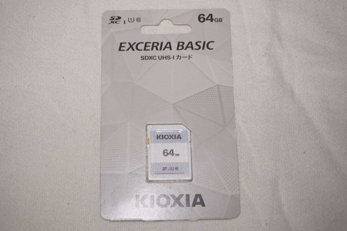 ★ 新品 未使用 ★ KIOXIA 日本製 64GB SDカード EXCERIA BASIC Class10 UHS-I 【 KCA-SD064GS 】 拍卖