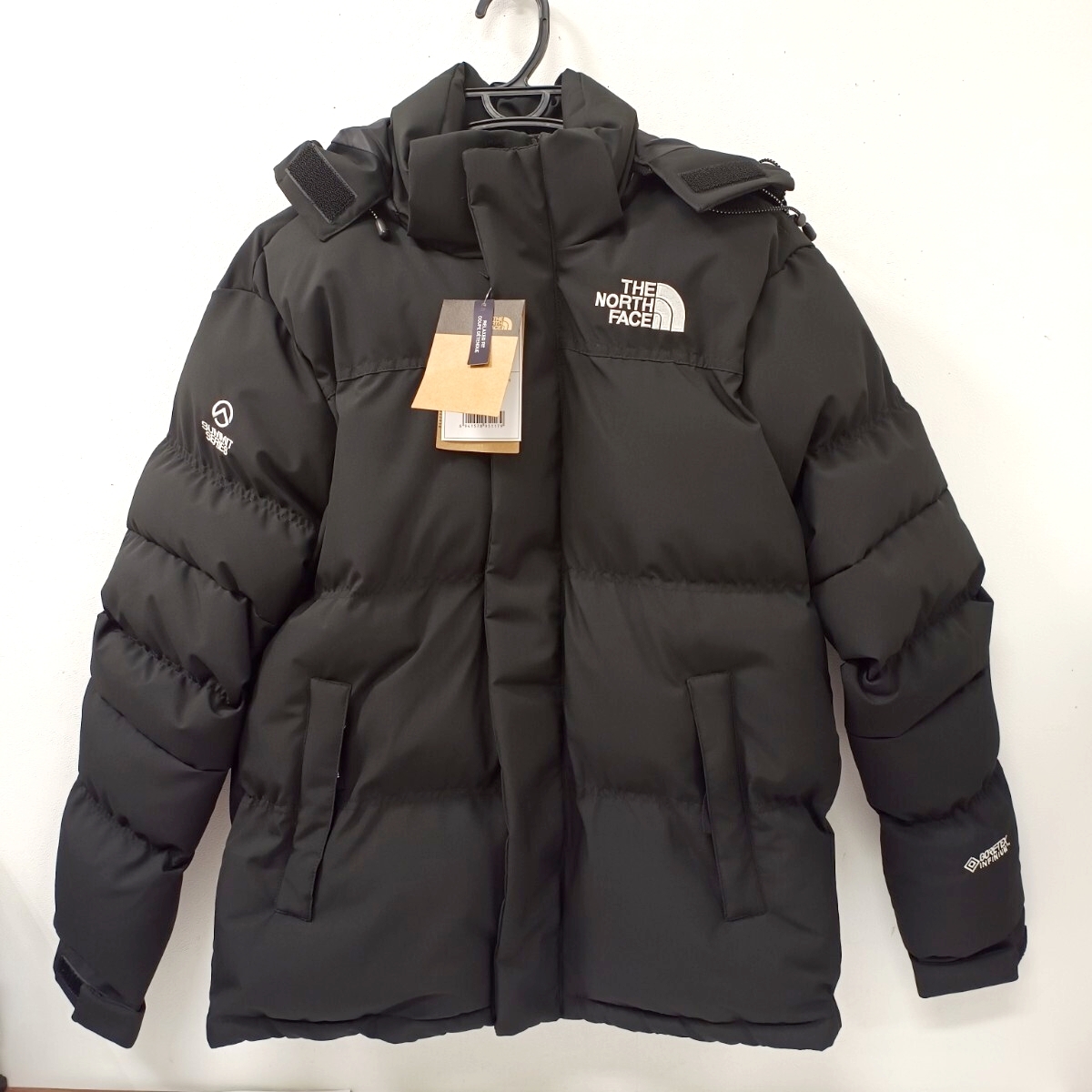 未使用 タグ付き THE NORTH FACE SUMMIT ザ・ノースフェイス ダウンジャケット 黒 ブラック S フード付 SUMMIT SERIES GORE-TEX 拍卖