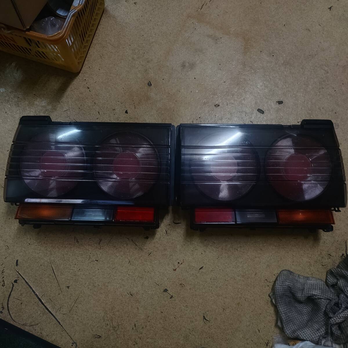 スカイラインR31GTSXテールライト左右セット拍卖