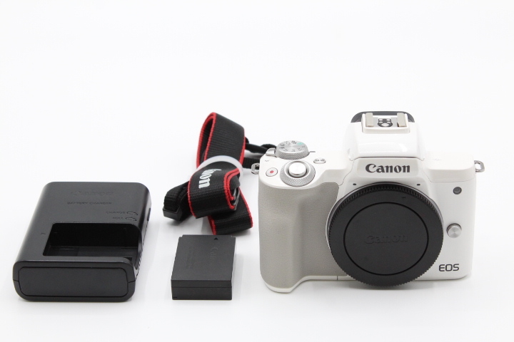 【良品】Canon キヤノン ミラーレス一眼カメラ EOS Kiss M ボディー ホワイト#LE2027870拍卖