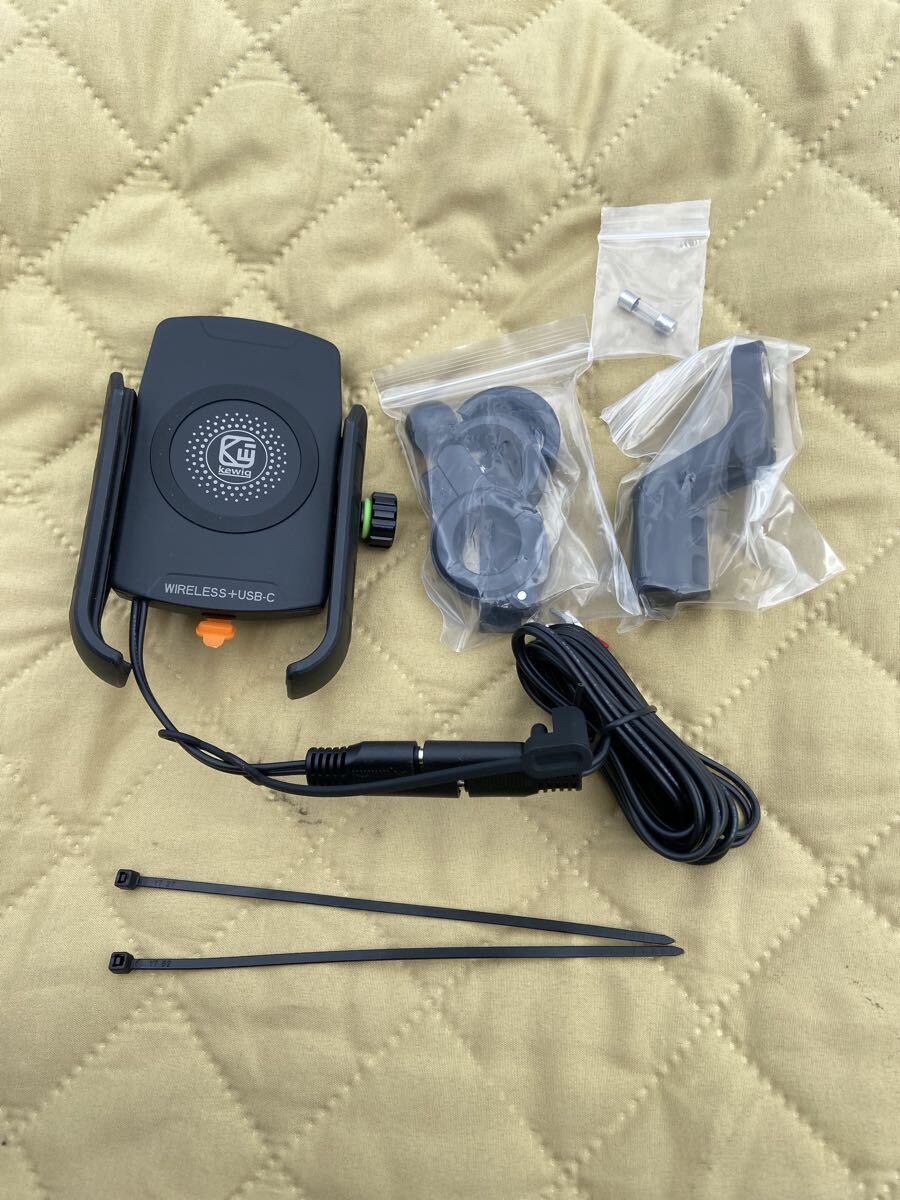 【新品未使用】 KEWIG バイク用 スマホホルダー ワイヤレス充電 急速充電 USB-Cポート搭載 高強度パワーグリップ ハンドル/ミラー拍卖