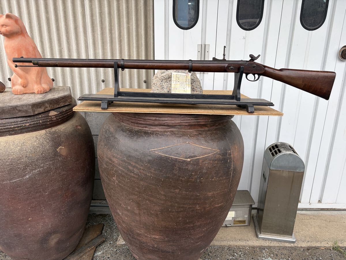 イギリス製 古式銃 ミニエーライフル 三連バンド キノックス製 管打銃 台は付きません 全長 140.1 エンフィールド銃拍卖