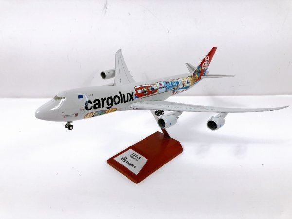 #68/ZZ441★【難あり】ボーイング 747-8F(貨物型) カーゴルクス 特別塗装 「創業45周年」 LX-VCM 1/200 本体のみ【現状品】拍卖