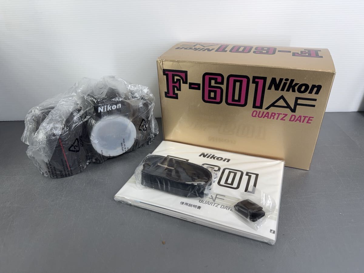 最終在庫【希少未使用/元箱】 Nikon F-601 QUARTZ DATE AF ニコン フィルム一眼レフカメラ Body 昭和レトロ コレクター必見 SLD2203拍卖