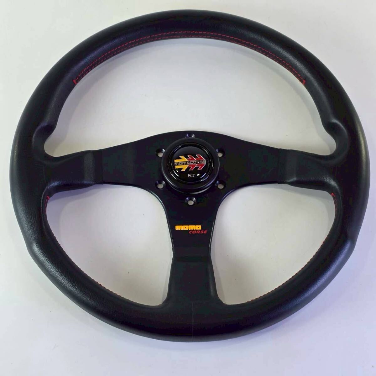 1円スタート MOMO Corse モモ コルセ レッドステッチ ステアリング ハンドル 直径35cm拍卖