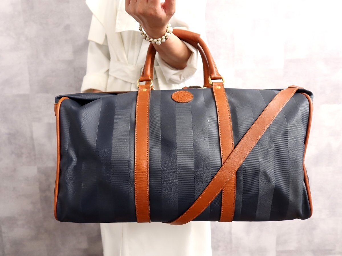 ●超美品●FENDI フェンディ●ペカン●PVC カーフ レザー 本革●2way ボストン バッグ●ネイビー キャメル●旅行 収納 かばん●Js68016拍卖