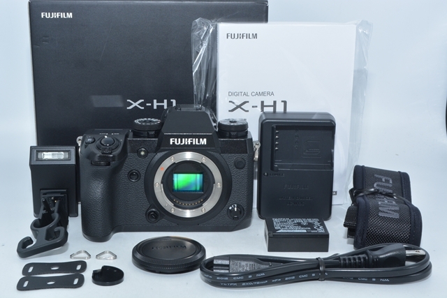 【33ショットの特上品】 富士フイルム FUJIFILM ミラーレス一眼カメラ X-H1ブラック X-H1 #9210拍卖