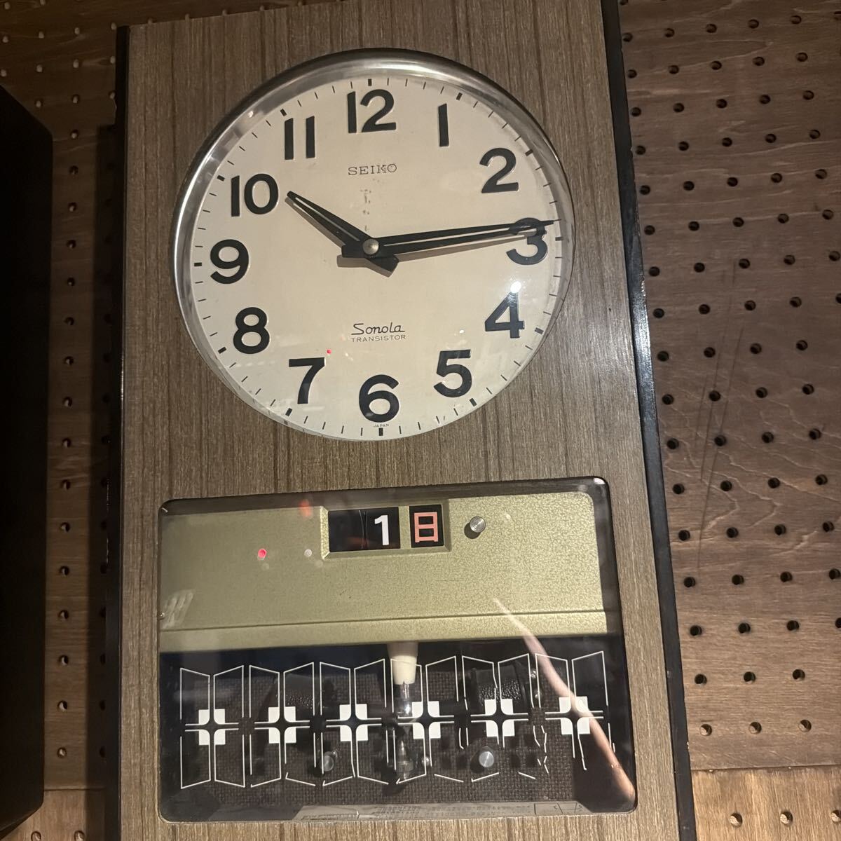 SEIKO Sonola TRANSISTOR 昭和レトロ トランジスタ掛時計 柱時計 昭和レトロ SEIKO 振り子時計 セイコー アンティーク拍卖