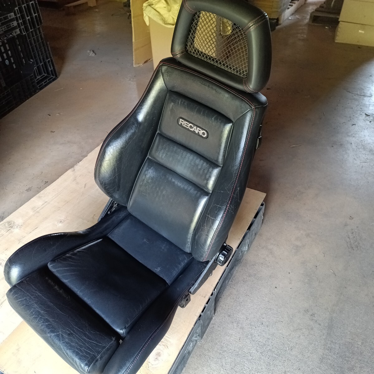 recaro lx 合皮張り替えシートNV350シートレール付き拍卖