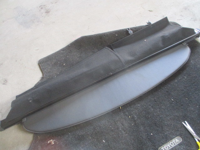 ★35R3 3H4379 NZE141G/フィールダー 純正トノカバー 修理等に 荷台カバー拍卖