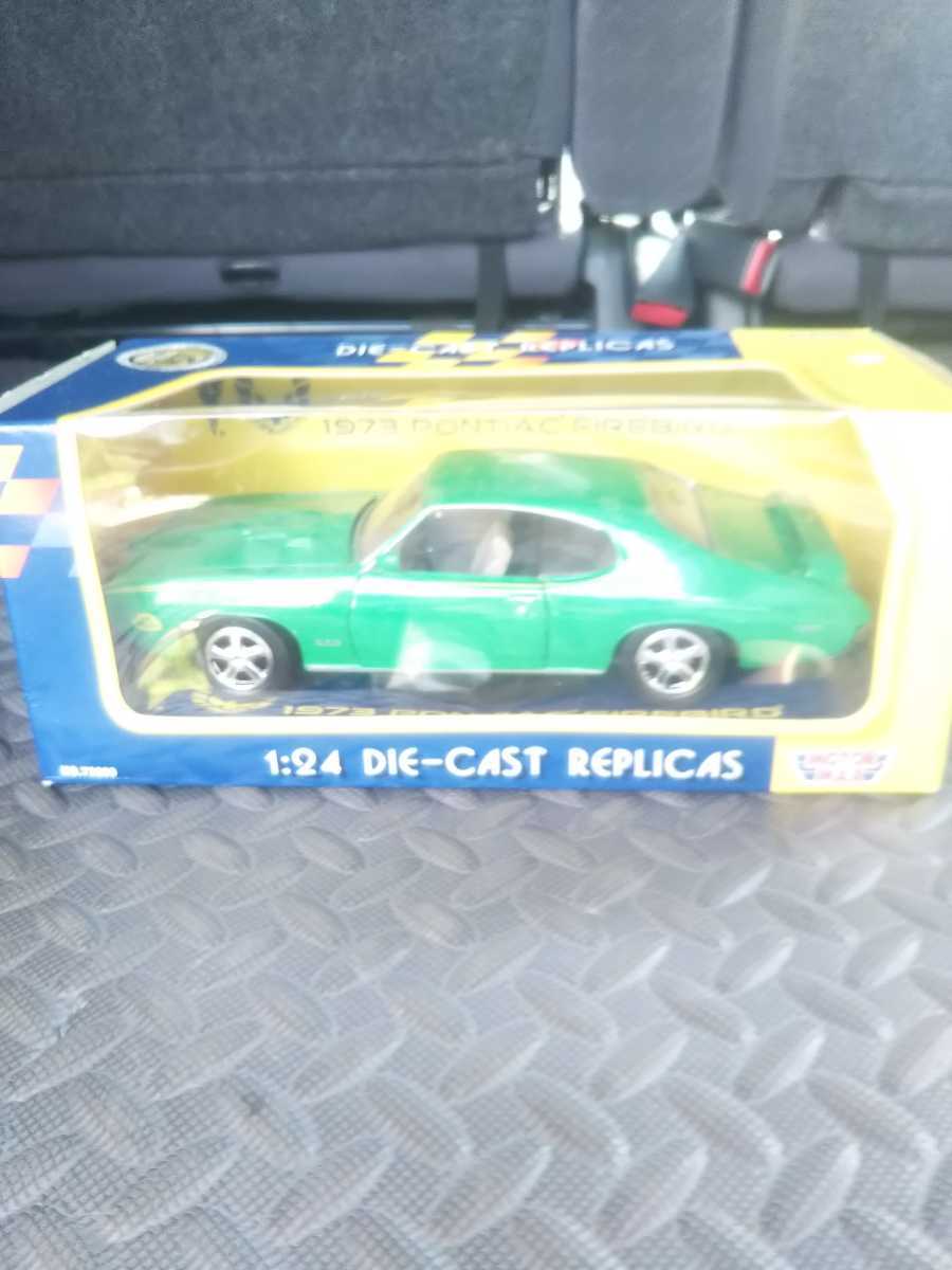 未開封 motar max 1/24 PONTIAC ポンティアック fire bird ミニチュア ミニカー 1973拍卖