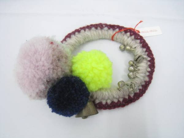 定価2600円 chiLLchiLL チルチル ベル付 ポンポン 毛糸 ヘアゴム拍卖