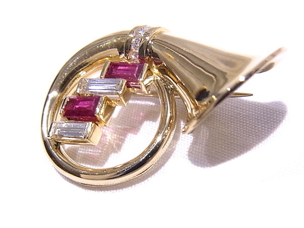 K18YG イエローゴールド ピンブローチ ホルンモチーフ 楽器 ダイヤ ルビー 【中古】【程度A】【ノーブランド】拍卖