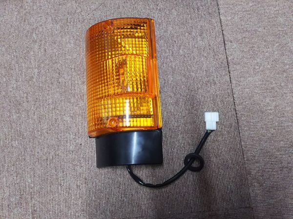 【新品】●キャンターFE300 フロントターンシグナルランプ左 【品番】9326L 【参考純正品番】MB302244拍卖