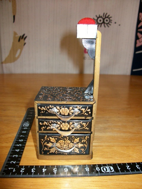 ●○ドール小物に 針山 浮き彫り風 花・蔦草◆和雑貨○●拍卖