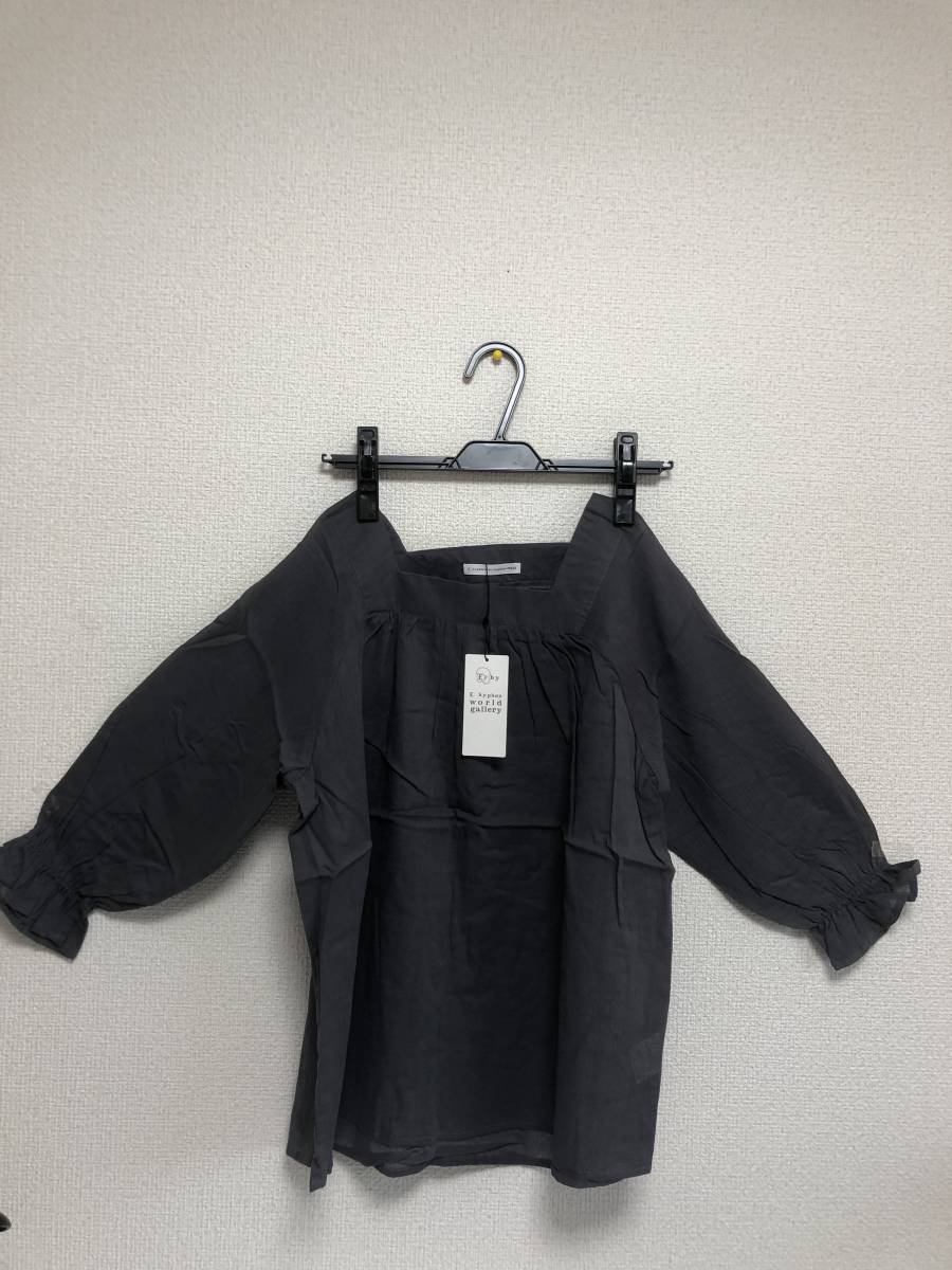 激安レア新品未使用 イーハイフンワールドギャラリー E HYPHEN WORLD GALLERY PEACE F グレー灰色 トップス キャンディースリーブ拍卖