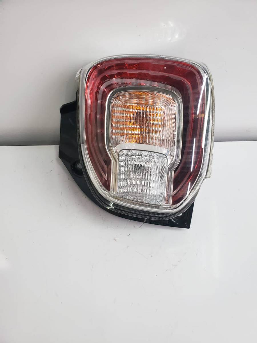 トヨタ パッソ M700A テールランプ 右拍卖