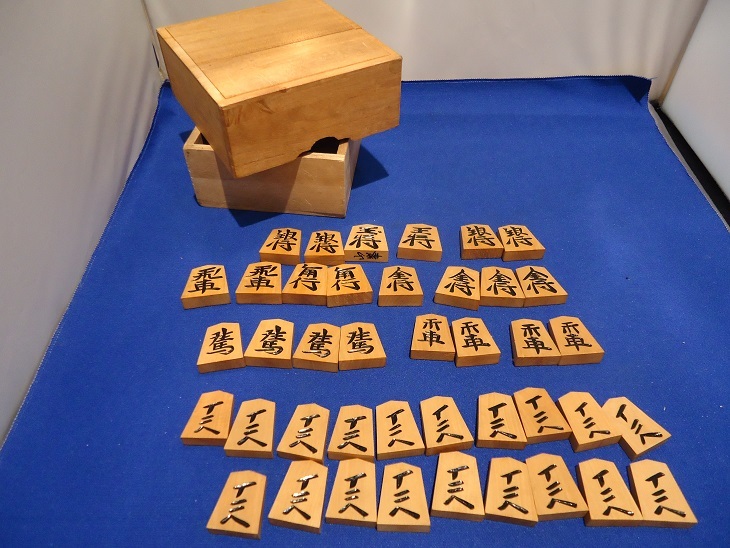 ★☆★将棋★駒★将棋の駒★山峯 作★木箱付き★☆★拍卖