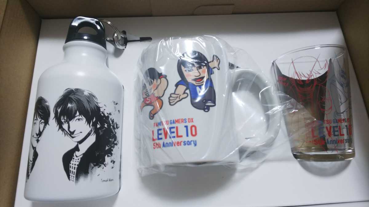 新品 ファミ通ゲーマーズDX LEVEL10 (5周年記念、イベントグッズ タンブラー マグカップ セット 鈴村 前野)拍卖