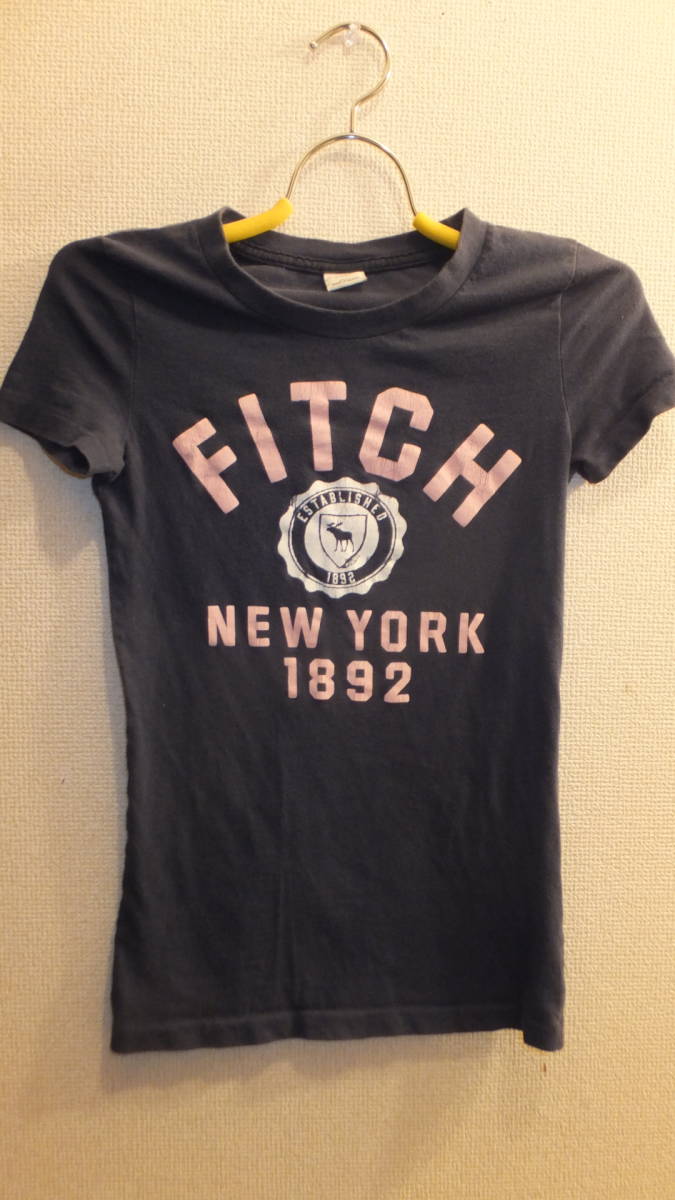★Abercrombie & Fitch★アメリカ アバクロ レディース半袖TシャツサイズS Ladies Tee Shirts tops size S USED IN JAPAN 紺拍卖