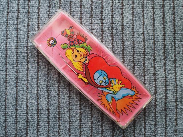 レトロキッチン雑貨 光の戦士ダイヤモンド・アイ・カトラリーケース*TVドラマヒーロー☆コレクション拍卖