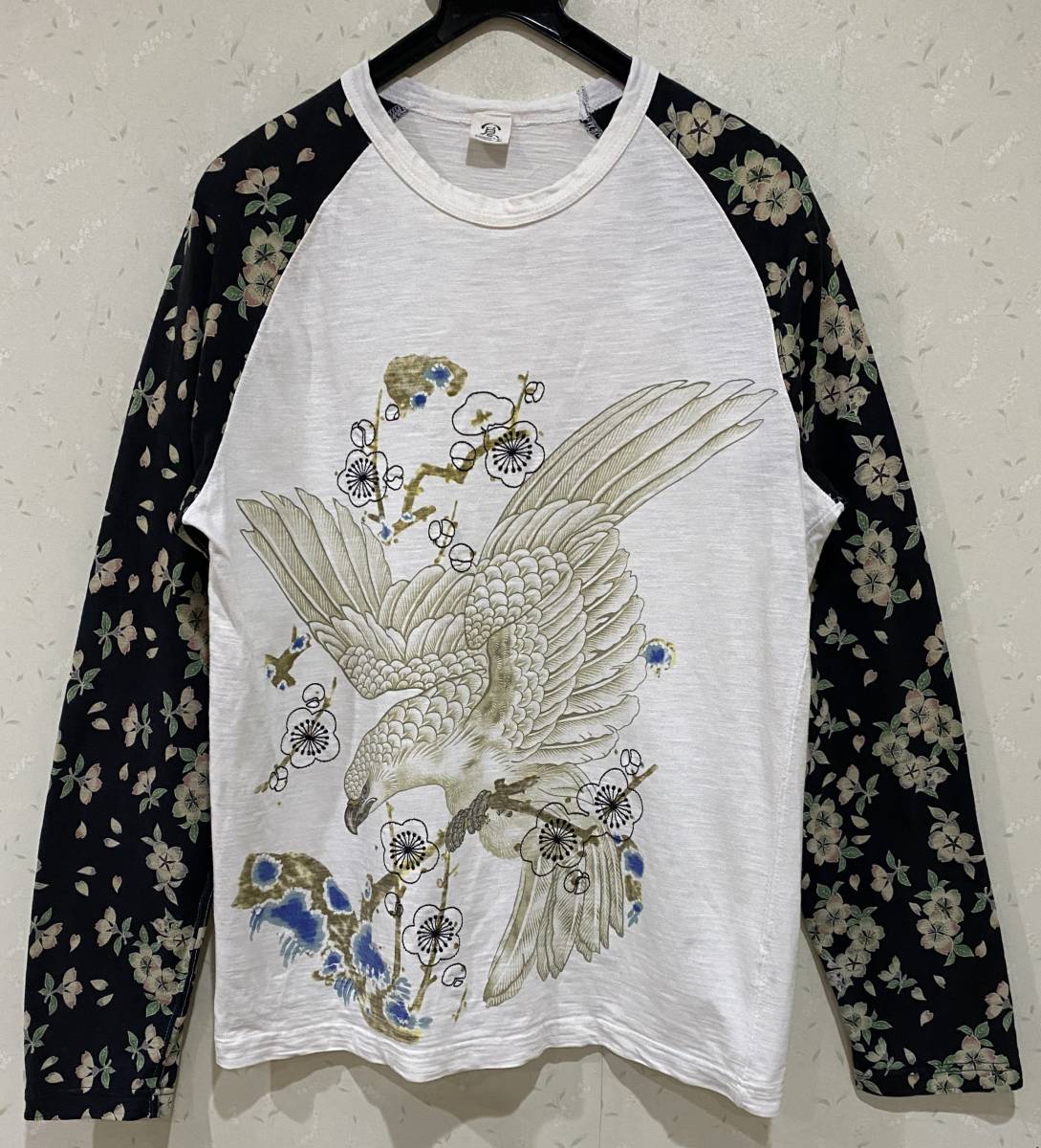 *エターナル ETERNAL 備中倉敷工房 倉 和柄 鷹 長袖 ラグランTシャツ トップス 三/L BJBA.E拍卖