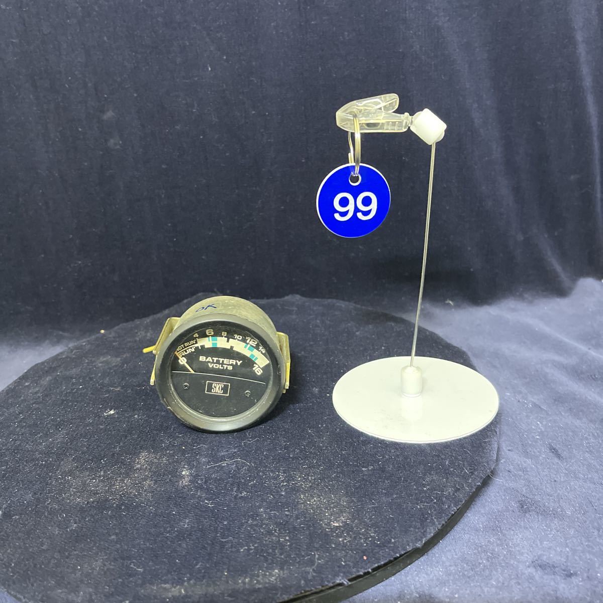 BATTERY.VOLTR 12Vメーター・SKC拍卖