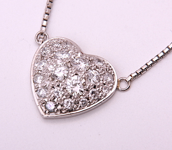 《質屋》Pt850/900★天然ダイアモンド0.813ctハートペンダントネックレス★C-5273拍卖