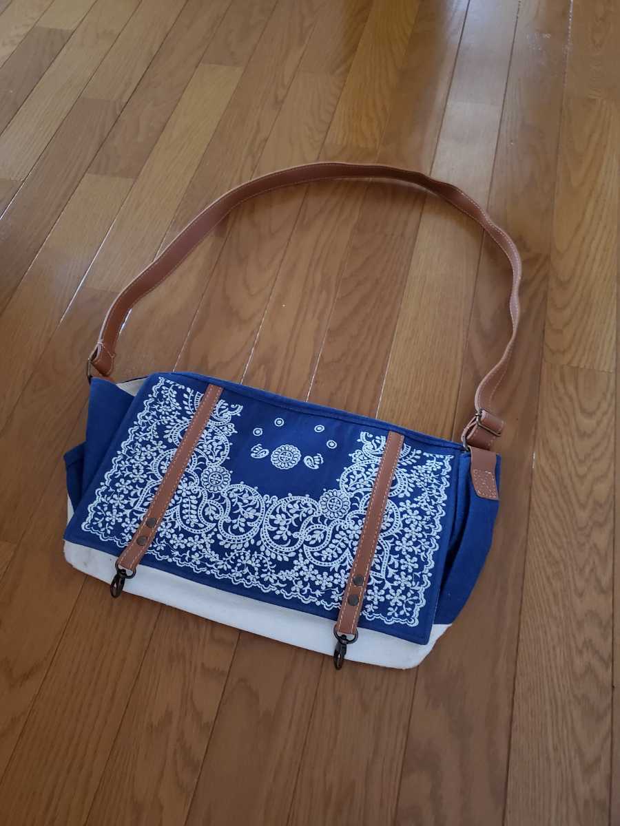 最終値下げ Ray Cassin レディース ショルダーバッグ ブルー 青 柄物拍卖