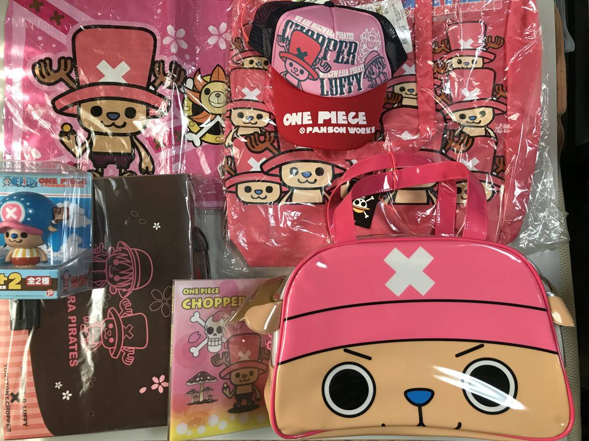 ワンピース チョッパーグッズ7点セット トートバッグ、帽子、フォトアルバム、ソーラーマスコット他 未使用新品拍卖