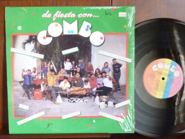 LA FAMILIA COMBO/Y QUE FIESTAー2066 (LP)拍卖